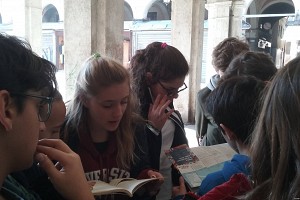 Caccia al tesoro per le vie di Venezia Caccia al tesoro per le vie di Venezia